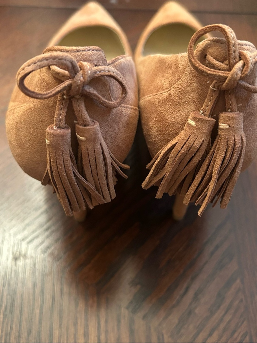 Marc Fisher Tan Suede Pointed Kitten Heel Pumps with Back Tie Size 8.5 - Picture 3 of 7